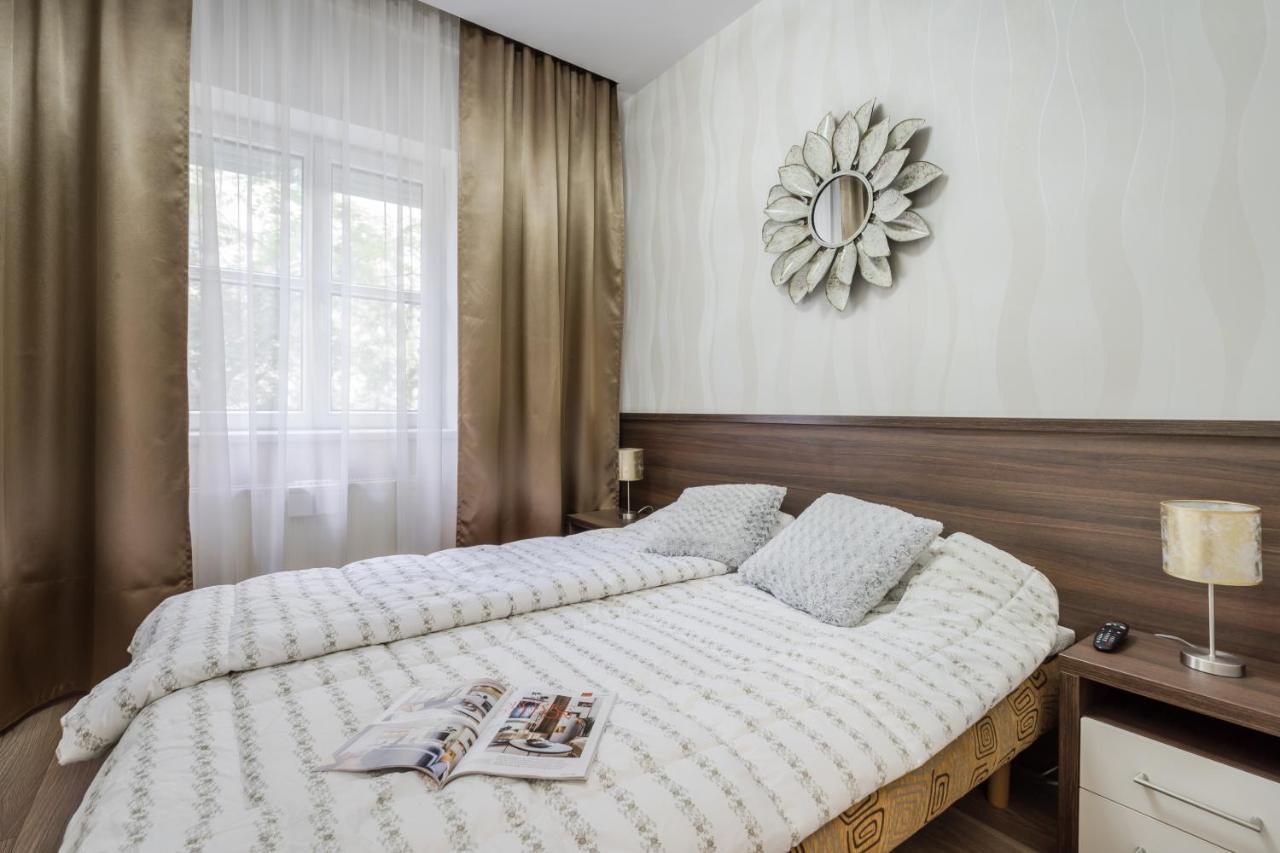 בודפשט Bpr Ethereal Panoramic Suite With A/C & Balcony מראה חיצוני תמונה
